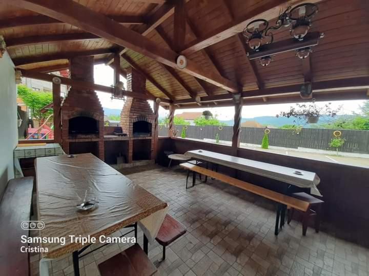 ホテル Casa Trache Călimăneşti エクステリア 写真